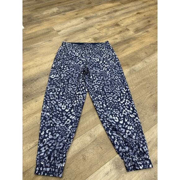 Tommy Bahama Pants - TOMMY BAHAMA Women's Blue Leopard Print Islandzone Pull-On Jogger Pant SZ Med